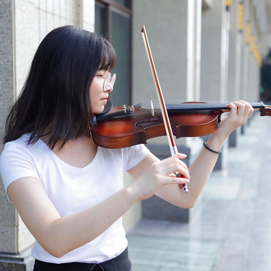 Violino Astonvilla 4/4 e 3/4 em Basswood – Conjunto Completo com Estojo e Acessórios, Instrumento Profissional para Performance