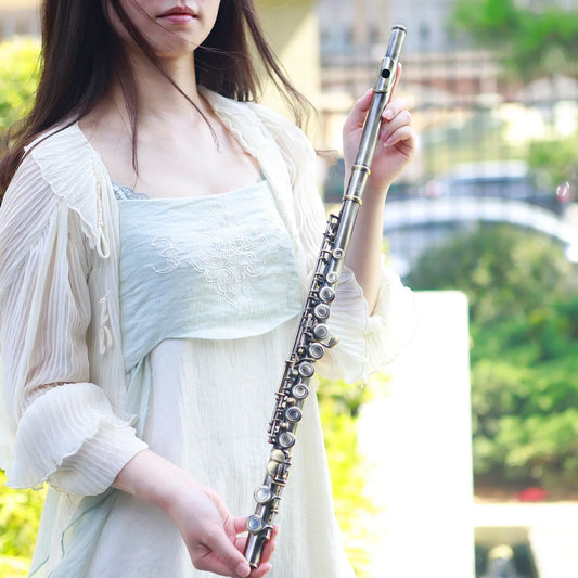 Flauta Transversal SLADE 16 Furos C Chaves Fechadas Acabamento Cobre Envelhecido Profissional