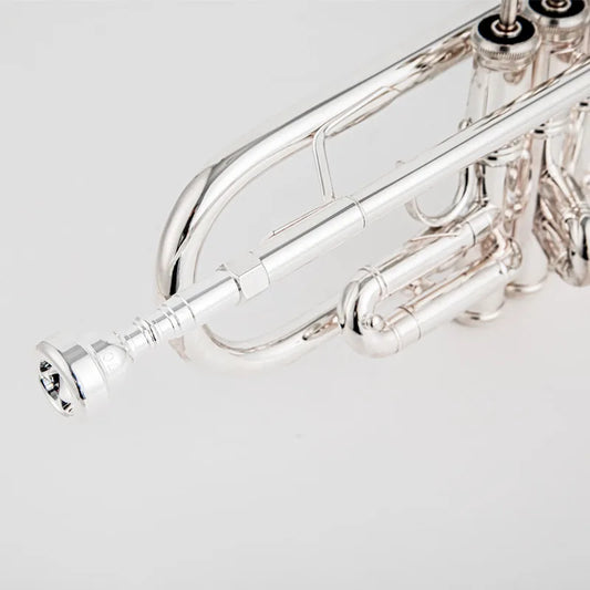 Trompete TOP Stradivarius 190s-37 – Edição 50 Anos, Acabamento Prata, Para Estudantes e Iniciantes